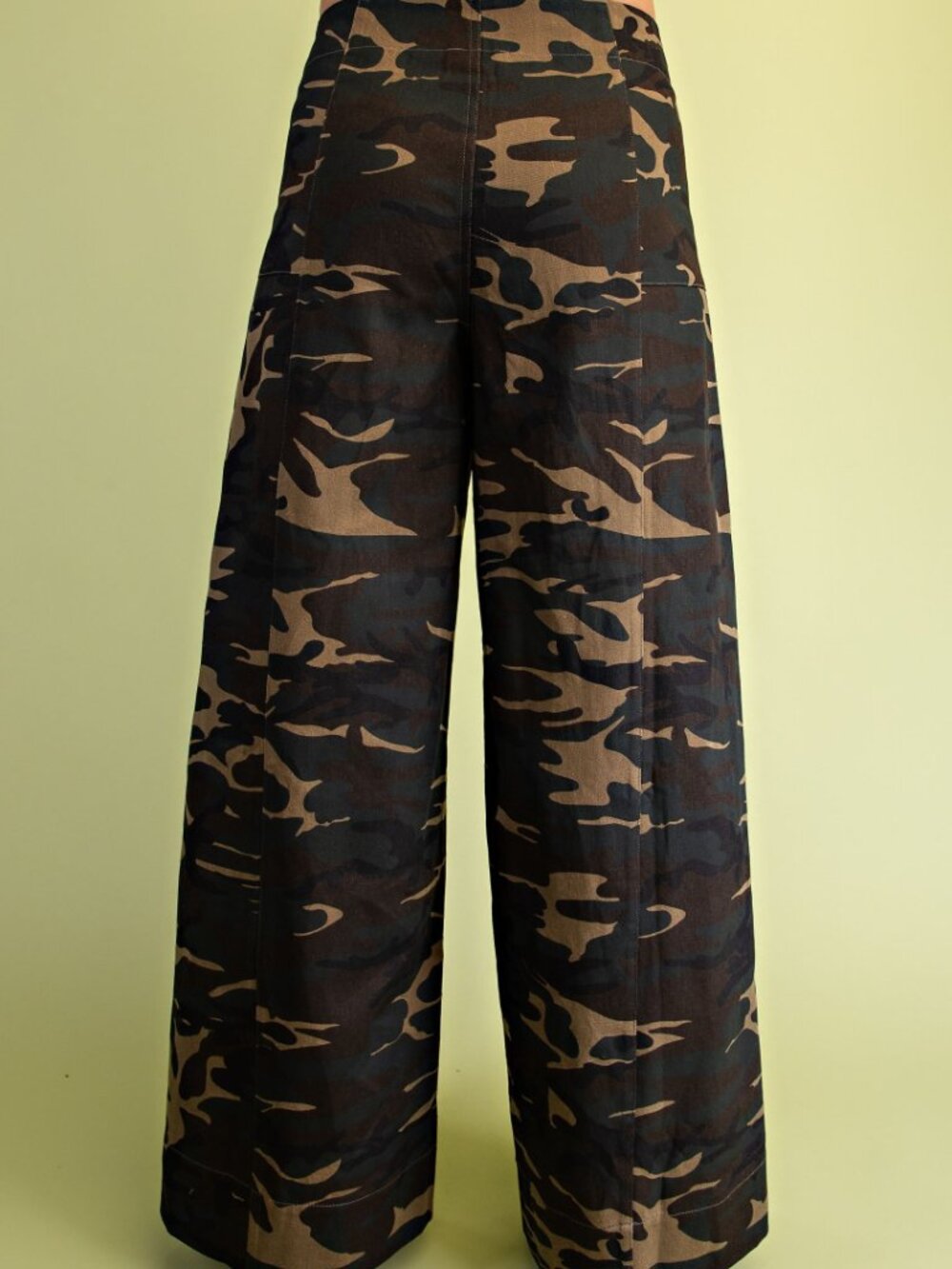 Gigio's Camouflage Wide Leg Pants - Picture 5 of 5